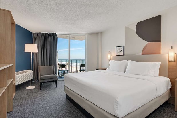 Images Spark by Hilton Ormond Beach Oceanfront