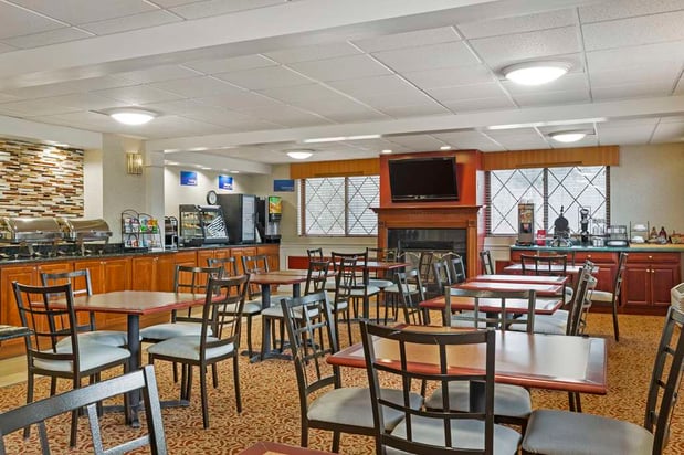 Images Best Western Plus The Inn at Sharon/Foxboro
