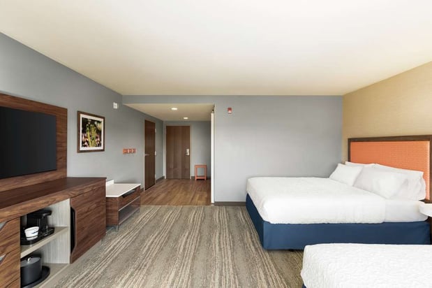 Images Hampton Inn & Suites Olean