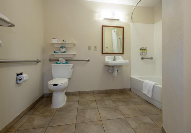 Images Candlewood Suites Mobile-Downtown by IHG