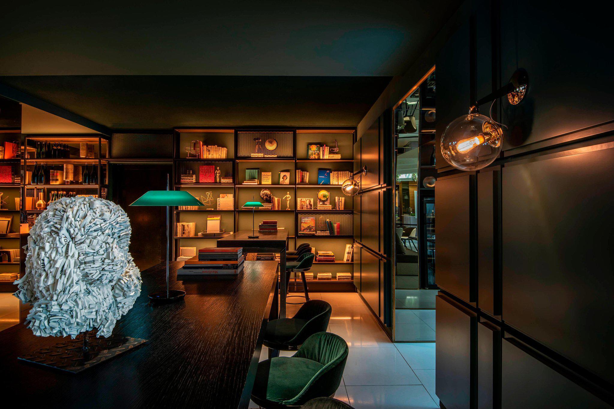 Le Méridien Vienna, Robert-Stolz-Platz 1 in Vienna