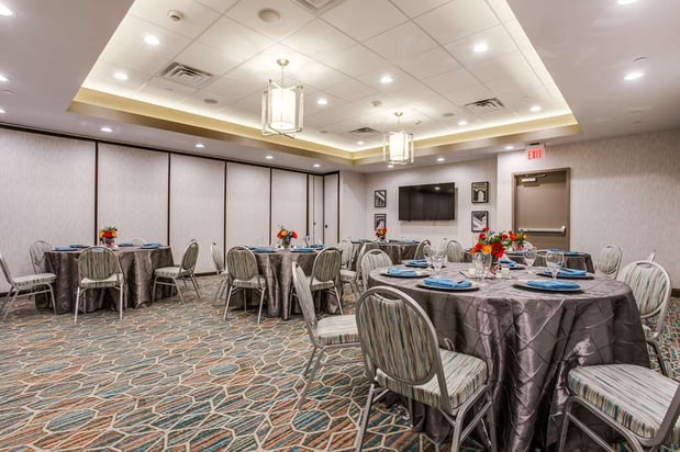 Images Hampton Inn & Suites North Dallas Central Expy