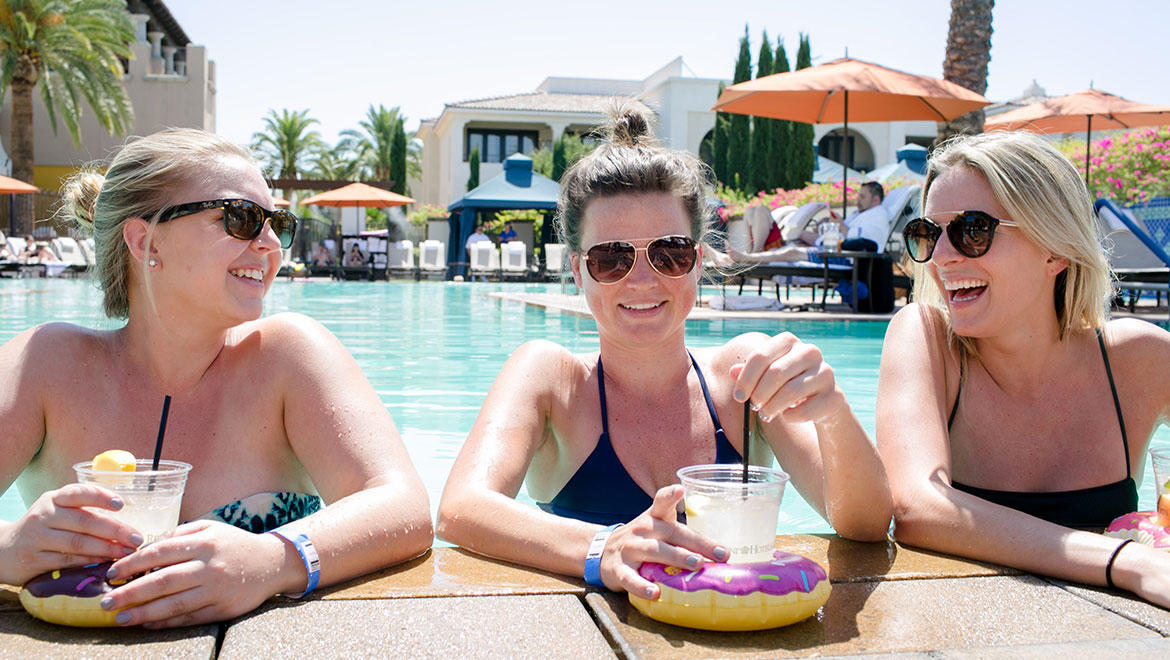Poolside drinks - Omni Scottsdale Resort & Spa at Montelucia