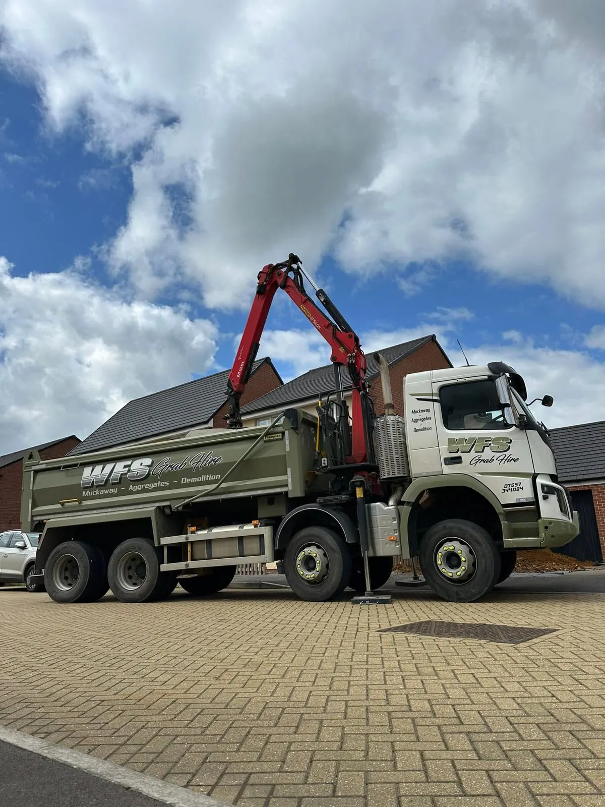 Images WFS Grab Hire