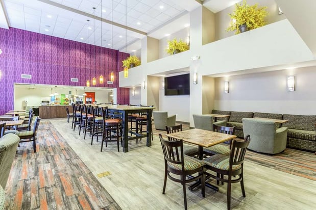 Images Hampton Inn & Suites Chicago-Libertyville