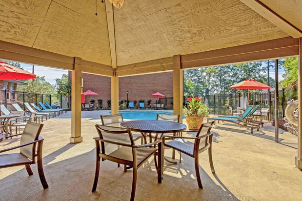 Images Franklin Woods Apartments