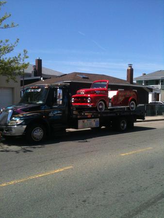 Images HR Towing & Auto Body