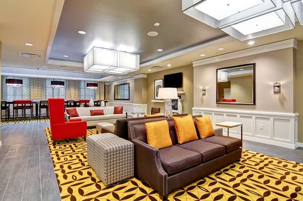 Images Hampton Inn & Suites Cincinnati-Downtown