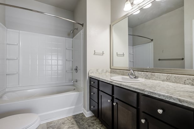 Images Creekside at Greenlawn Apartment Homes