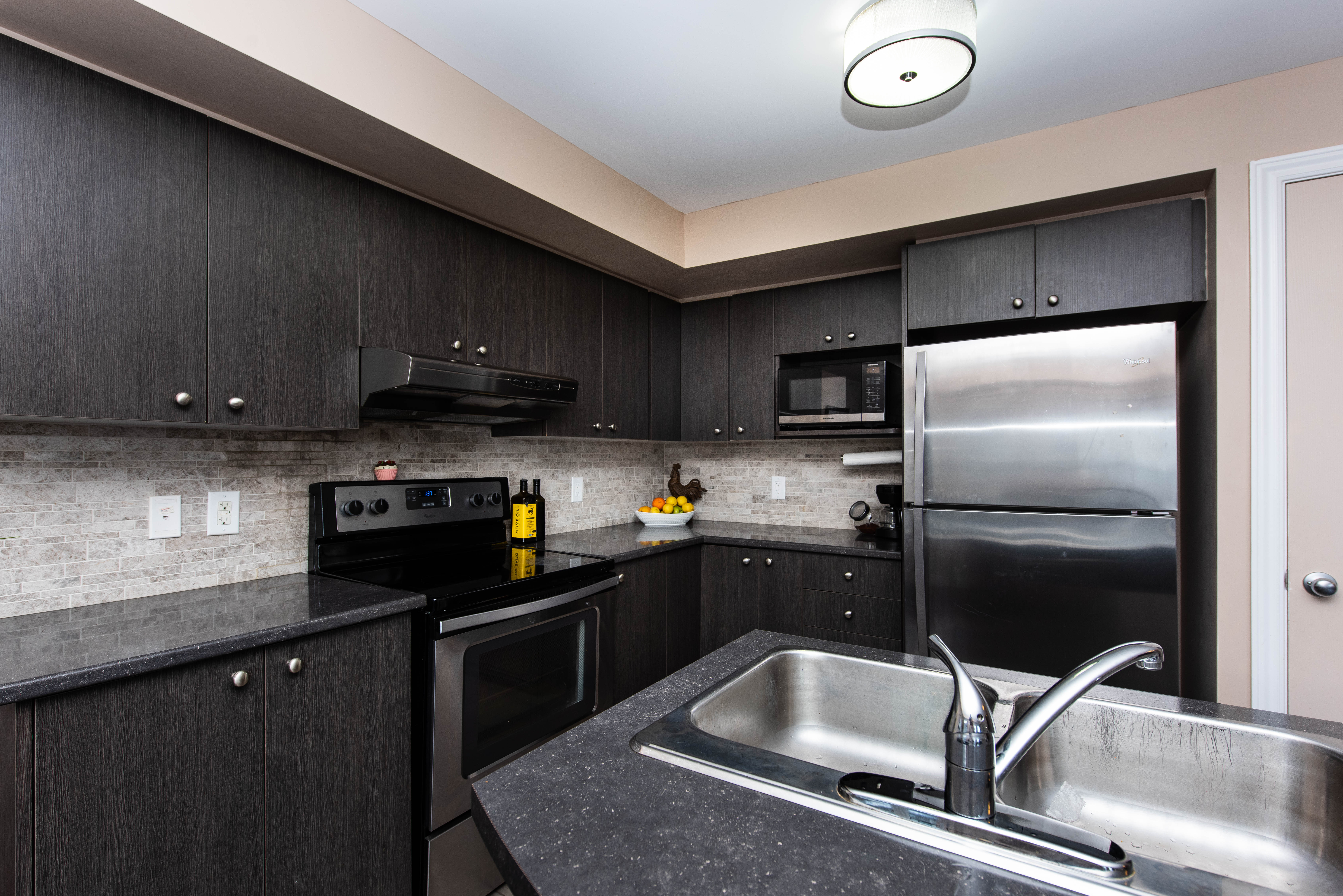 Images Leif Olson - Ottawa Real Estate Agent - Hamre Team RE/MAX Affiliates