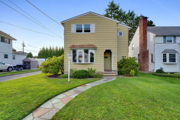 Images Dean Clark Group - EXP Realty