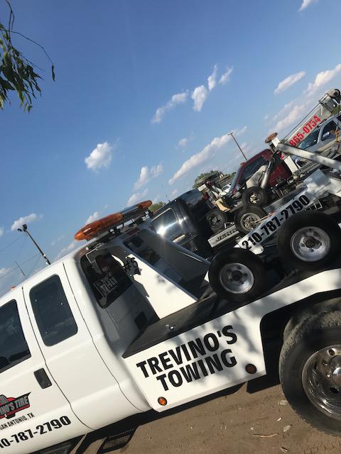 Treviño Towing Photo