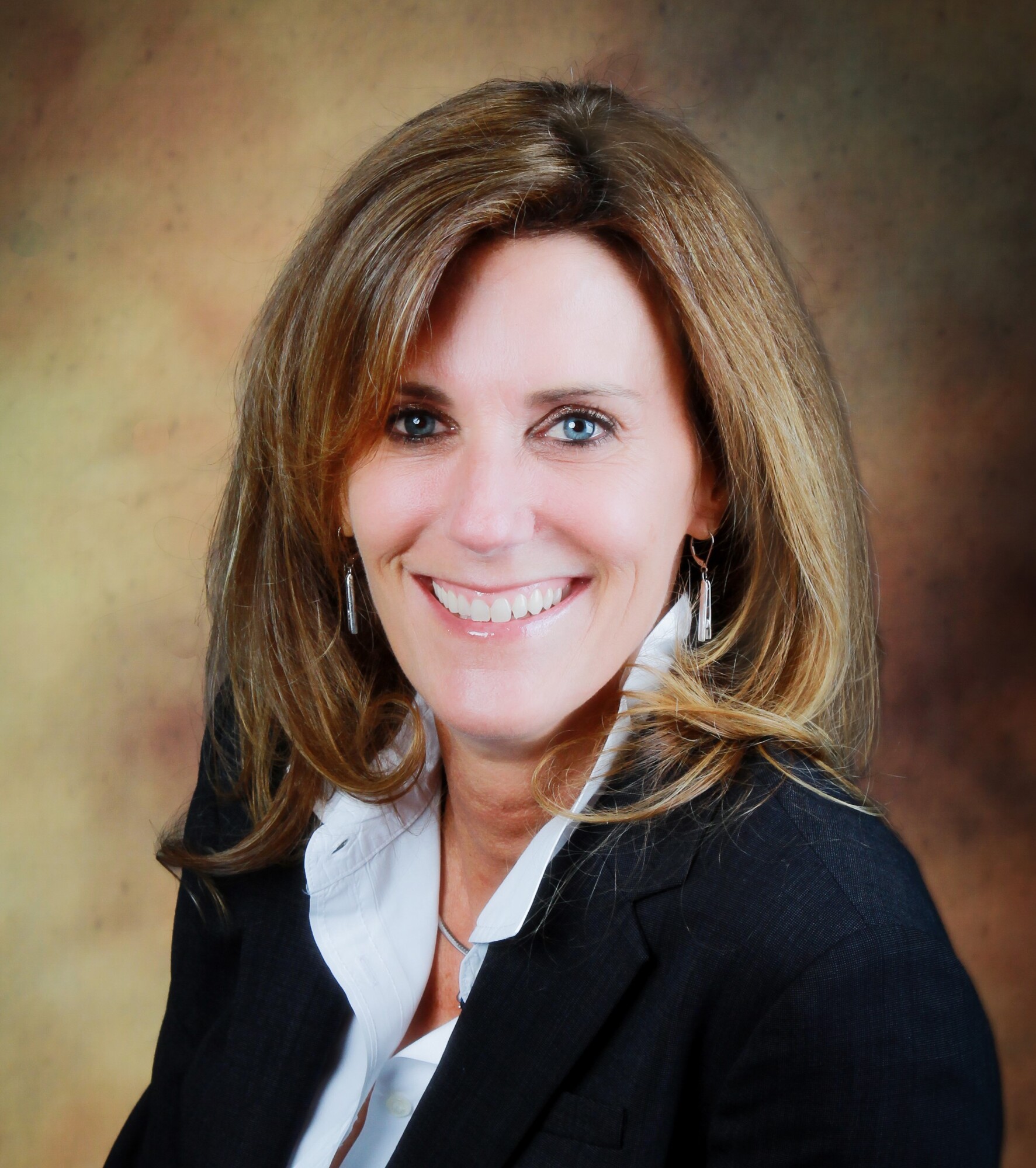 Carrie Woods - Financial Advisor in Hyannis, MA 02601 | Merrill