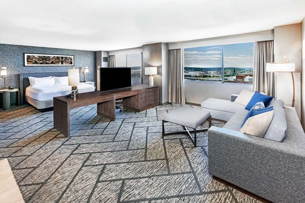 Images DoubleTree by Hilton Hotel Tulsa Downtown