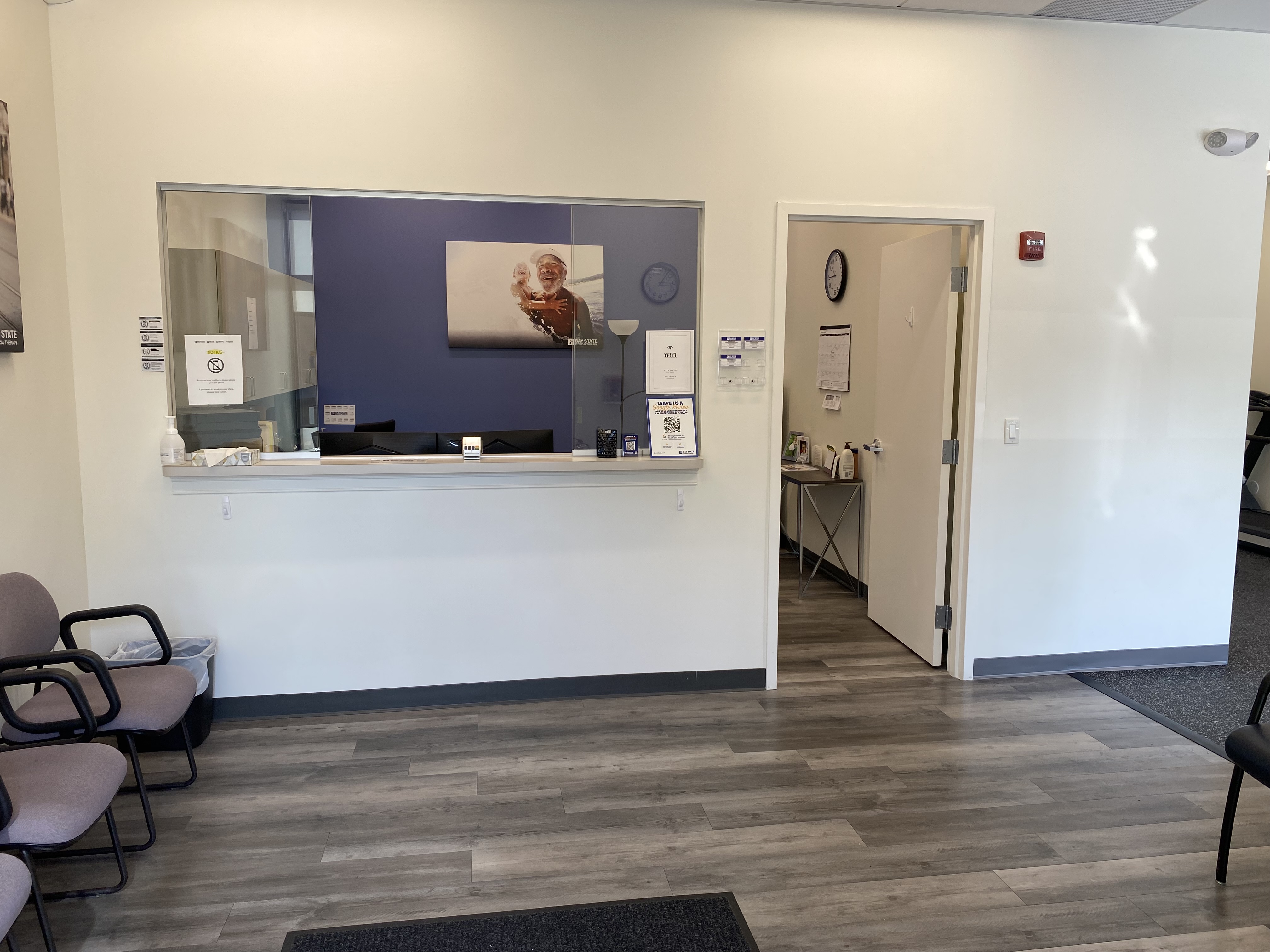Front desk space