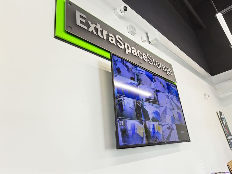 3894_Merchandise Wall