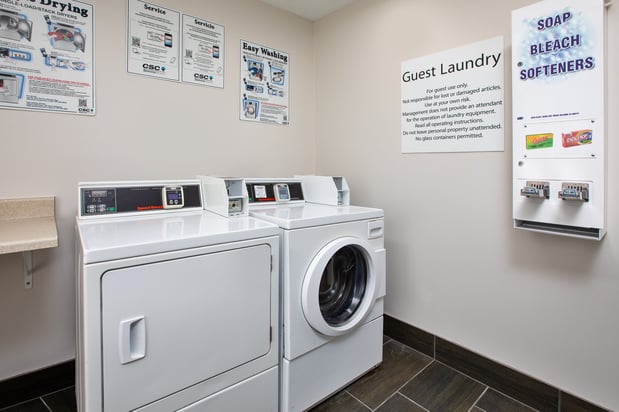 Images Holiday Inn Express & Suites Kent - University Area by IHG