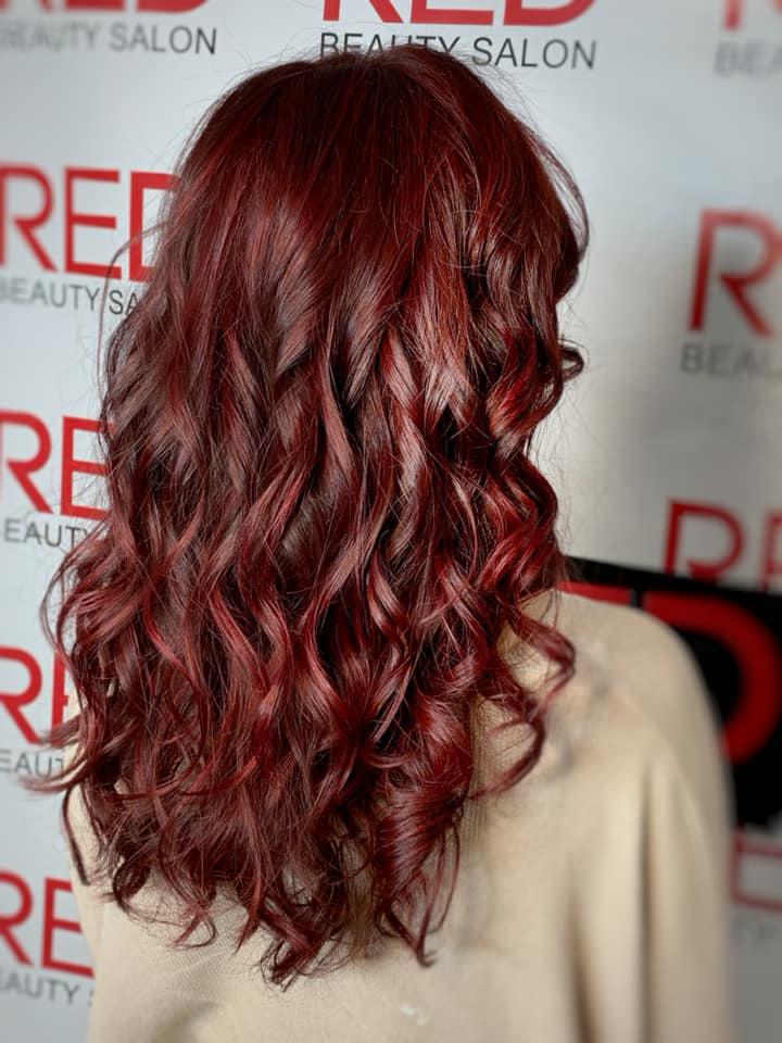 Red Beauty Salon Photo