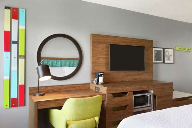 Images Hampton Inn & Suites Ft. Lauderdale Airport/South Cruise Port