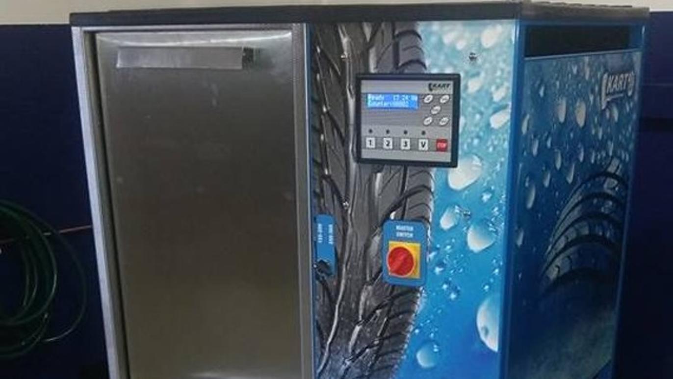 Images LE Däck o Motor / MECA