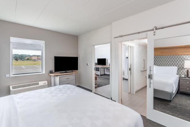 Images Holiday Inn Columbus by IHG