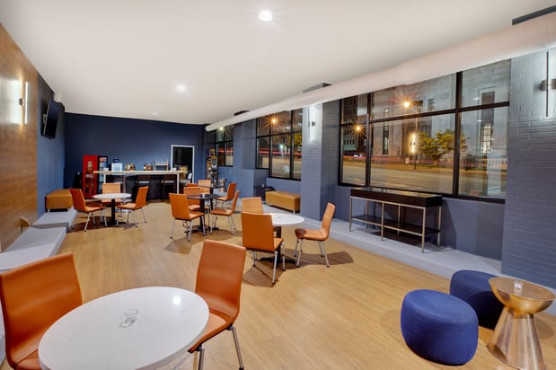 Images Holiday Inn Express Nashville Downtown - Broadway by IHG