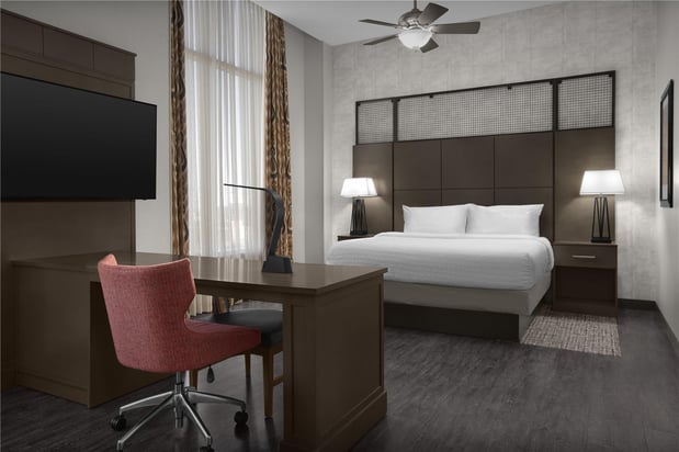 Images Hampton Inn & Suites Austin @ The University/Capitol