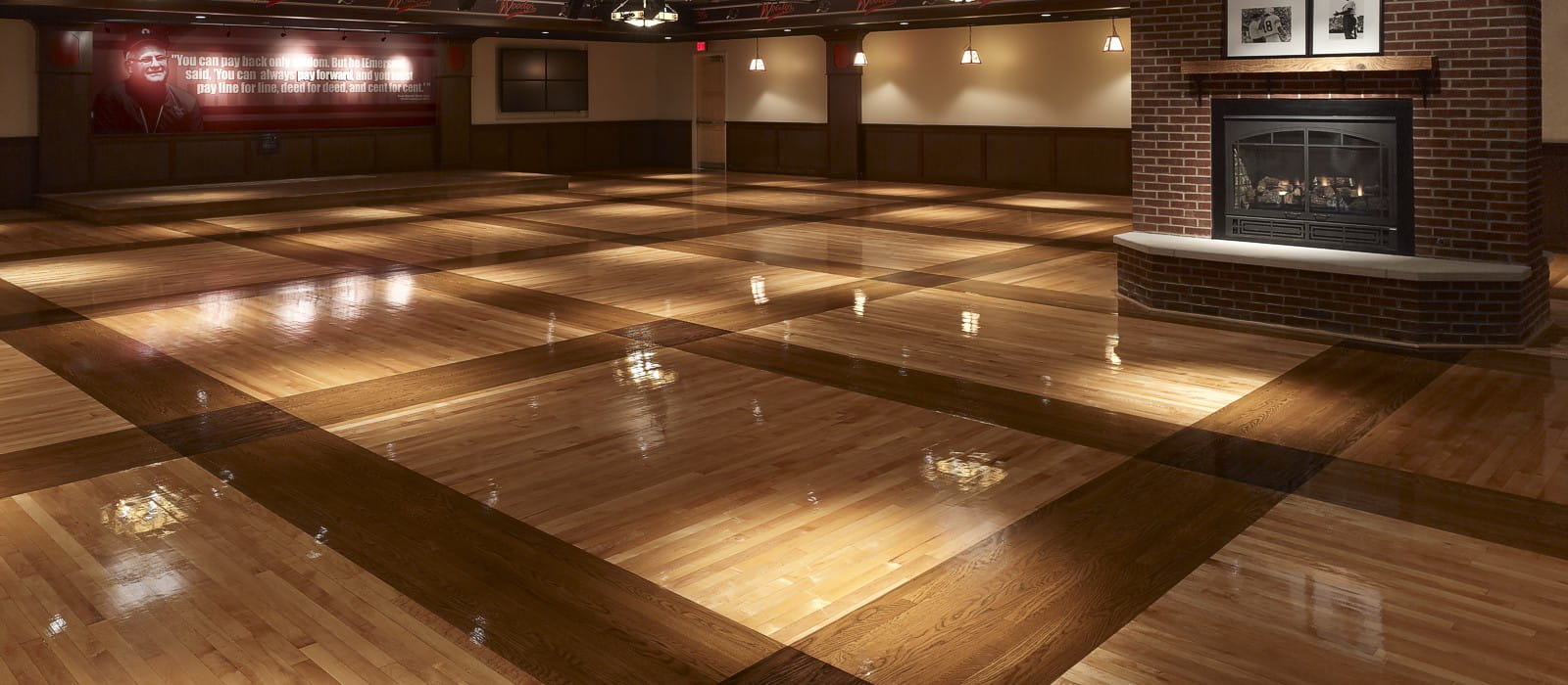 Our multipurpose synthetic floors are perfect for building basketball courts or large event spaces.