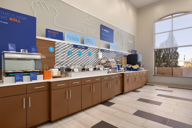 Images Holiday Inn Express & Suites Opelika Auburn by IHG