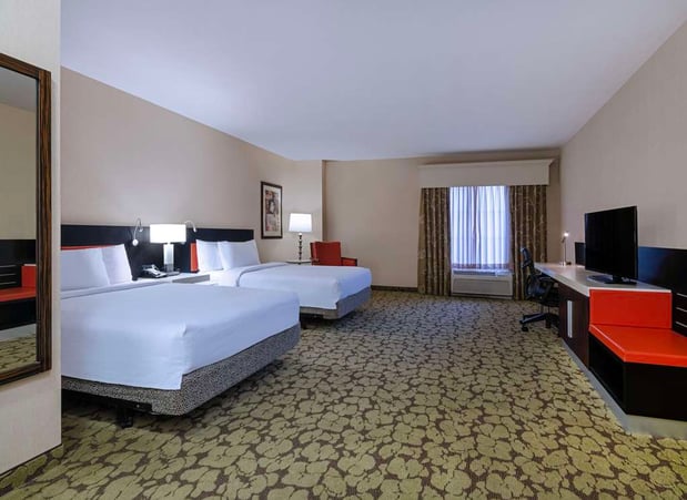 Images Hilton Garden Inn Las Vegas Strip South