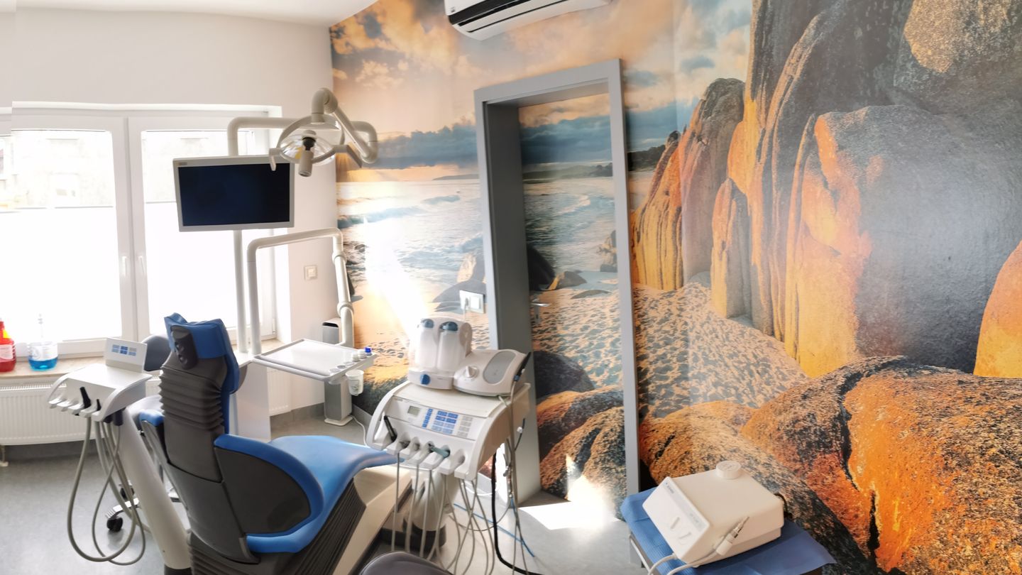 Zahnarztpraxis Dr. Gunther Wurschi, Friedrich-Hahn-Straße 5 A in Bad Langensalza