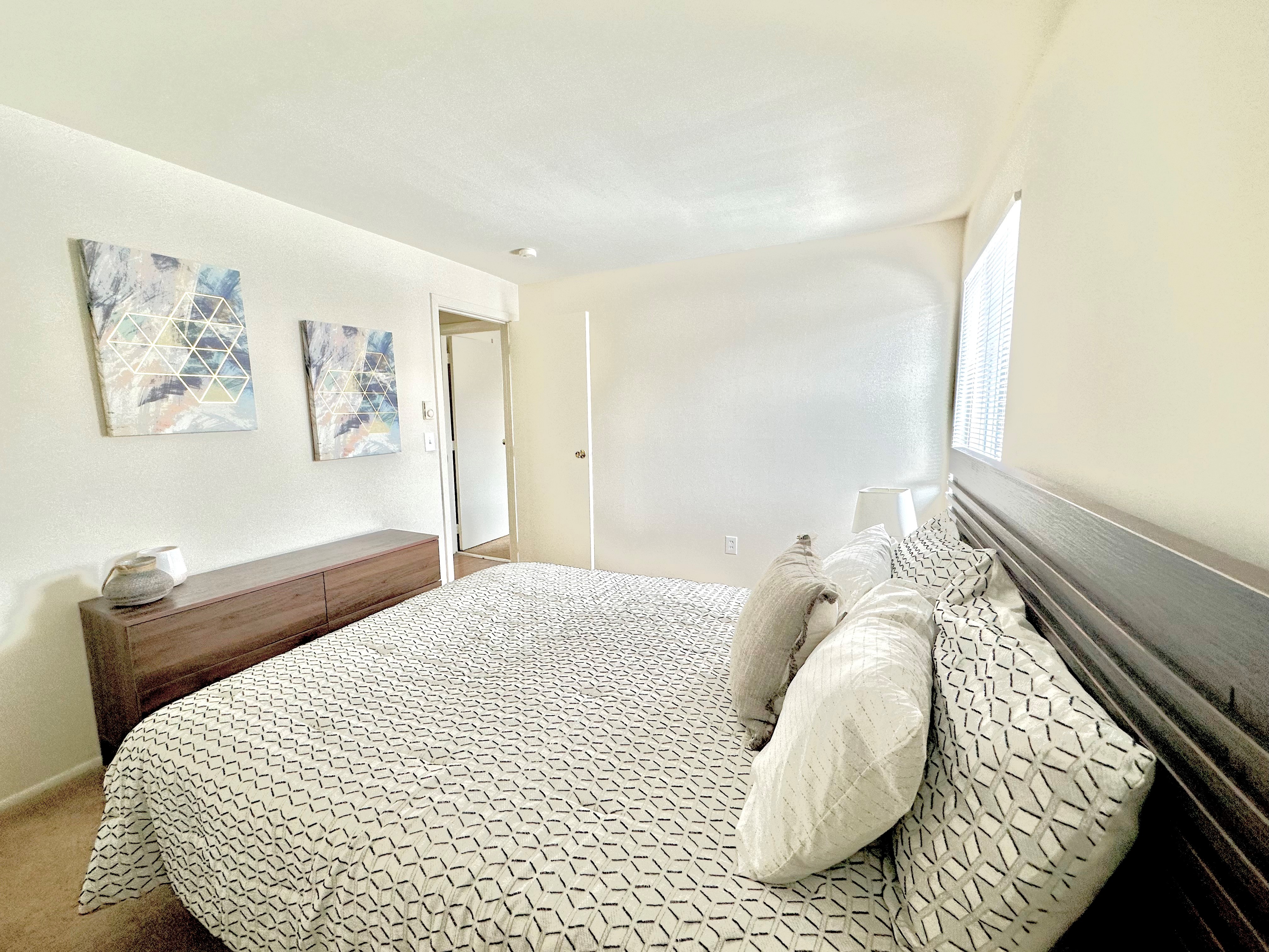 Spacious bedrooms at Breckenridge Apartments.