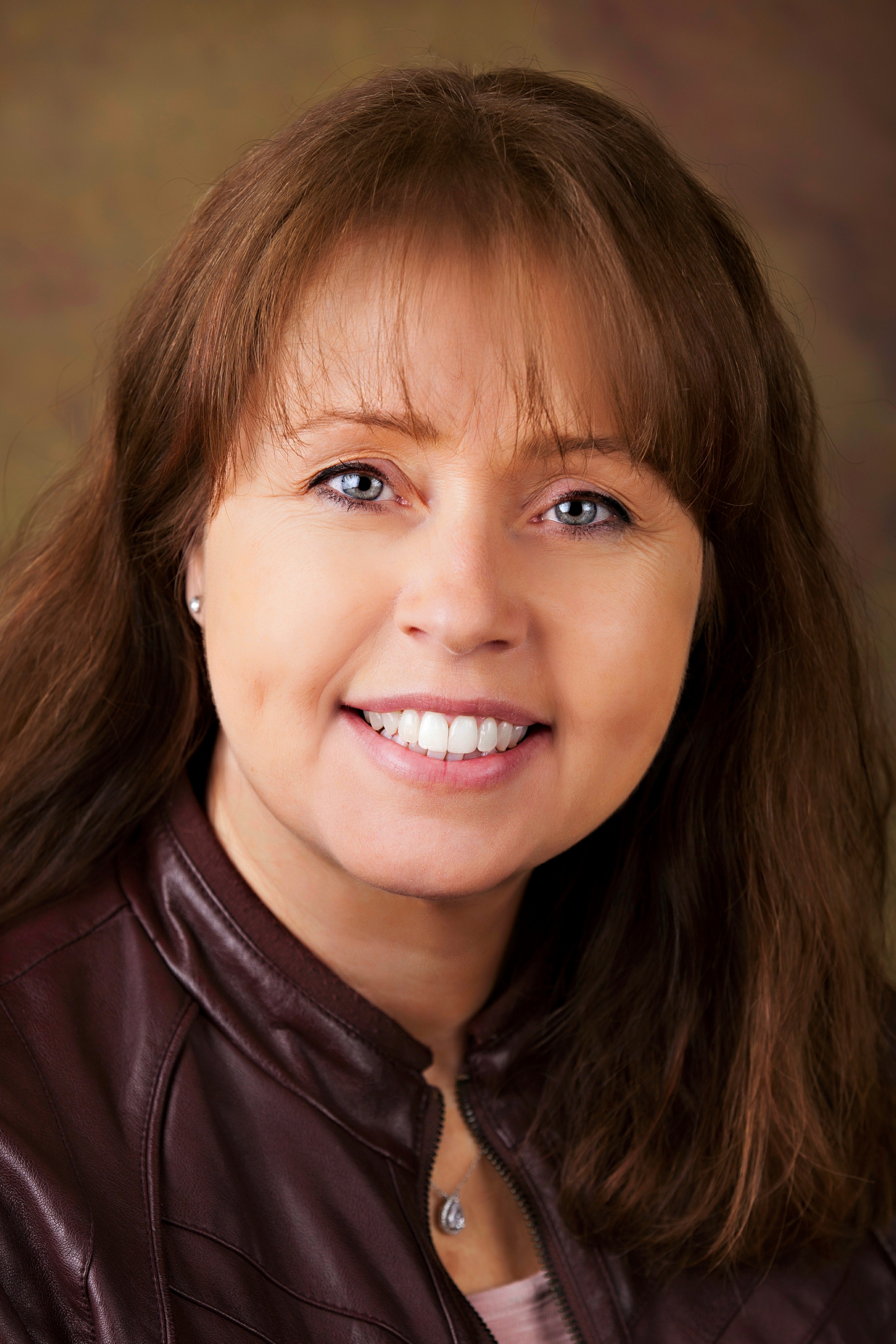 Photo of Lynn Phillips