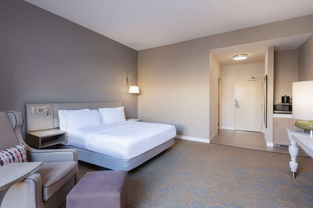 Images Hilton Garden Inn St. Charles
