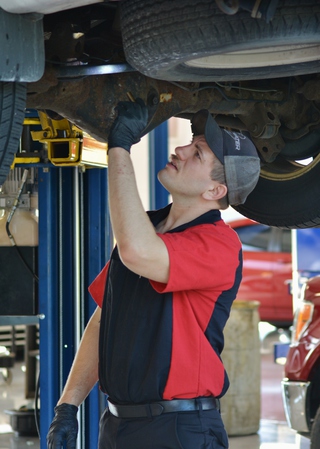 Images Larry's Automotive