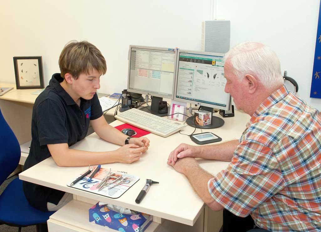 Hörakustik Kufs GmbH, Rudolf-Virchow-Straße 4 in Borna