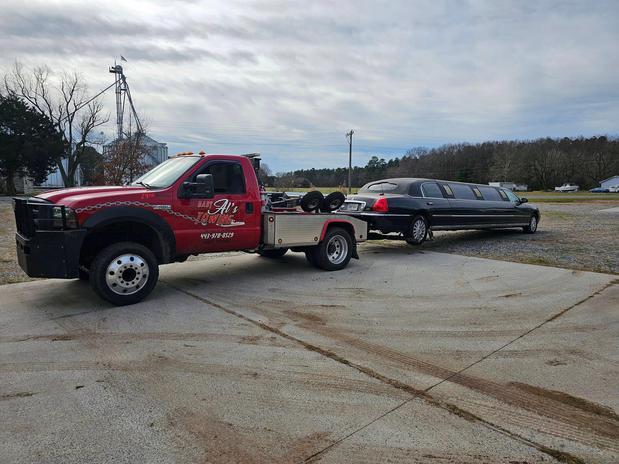 Images Baby Al's Towing