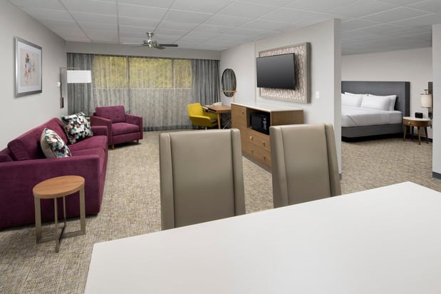 Images Crowne Plaza San Antonio Airport by IHG