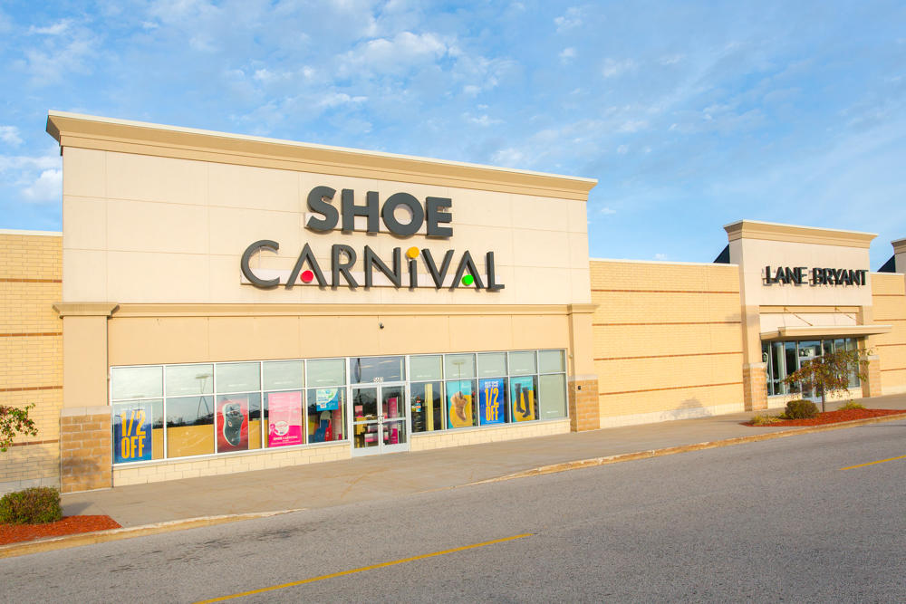 Shoe Carnival in Lakes Crossing Shopping Center