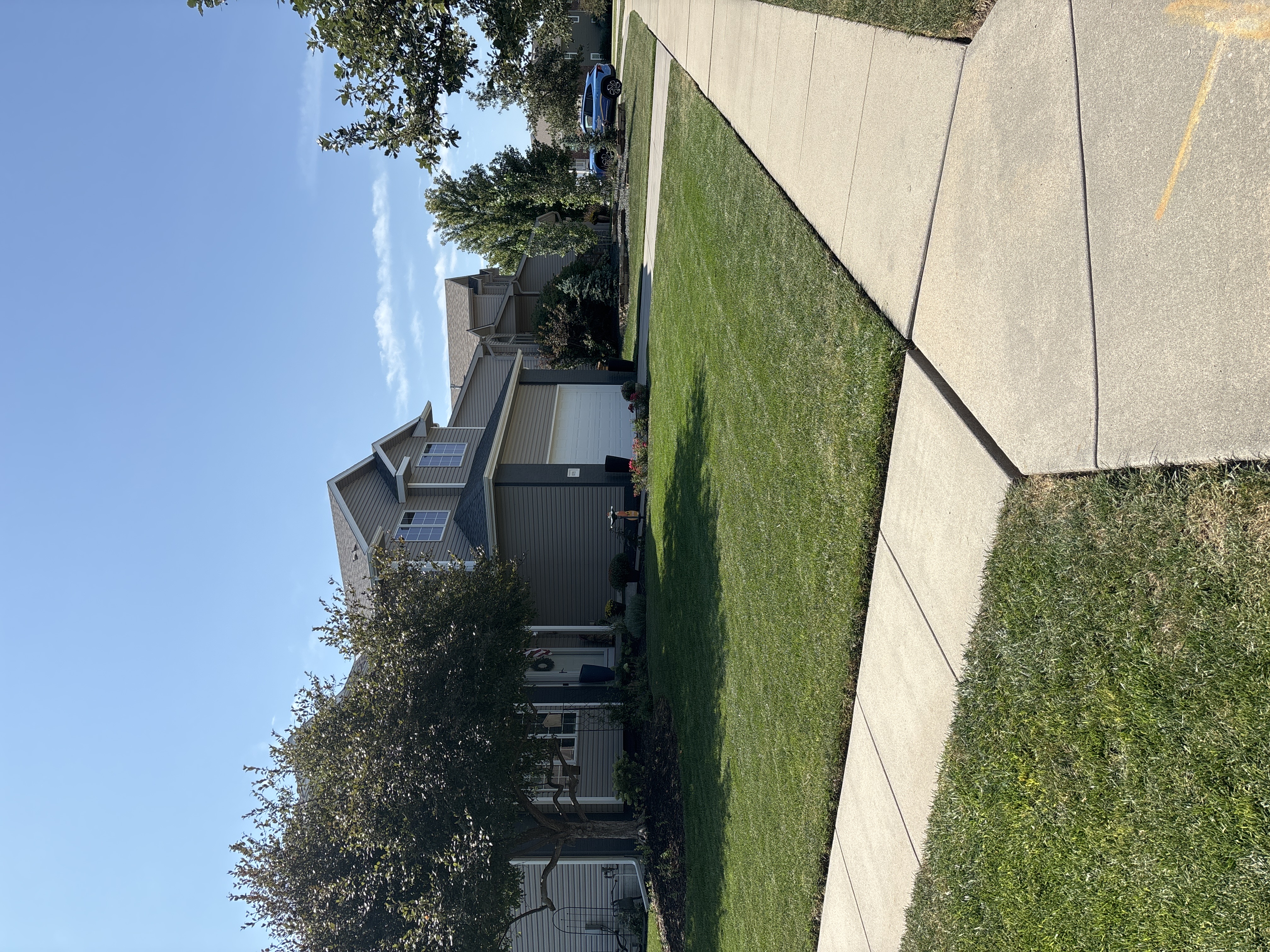 Apogee Lawns 4 
