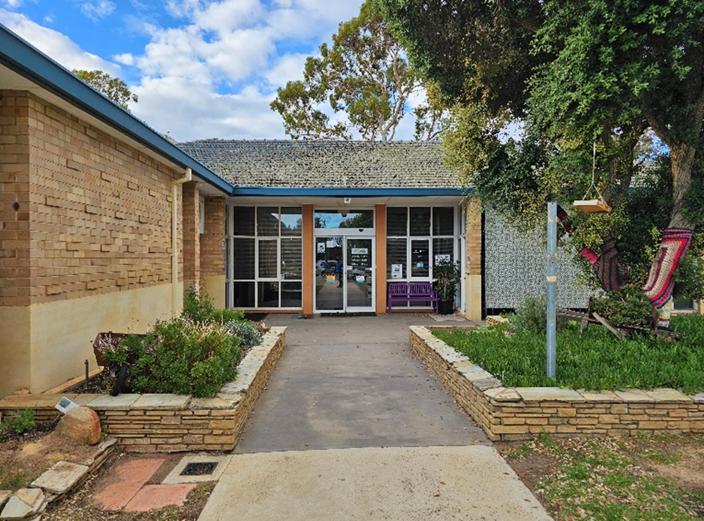 Images Services Australia Agent