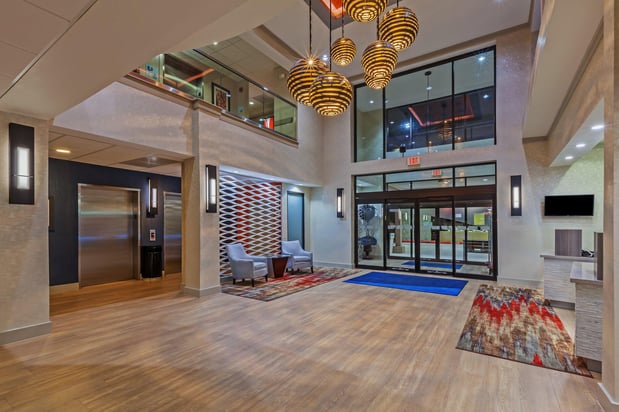 Images Holiday Inn Express & Suites Houston East by IHG