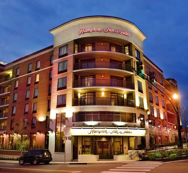 Images Hampton Inn & Suites Nashville-Downtown