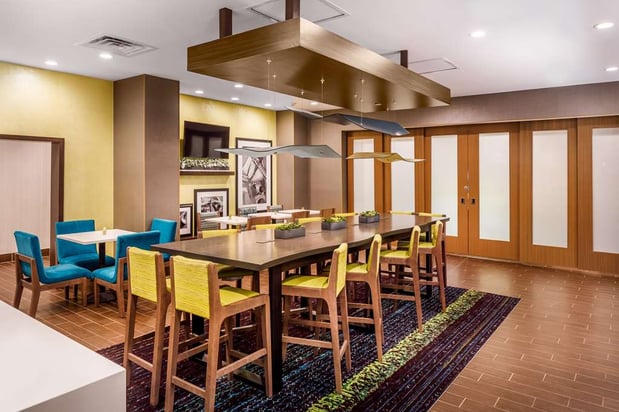 Images Hampton Inn Paramus