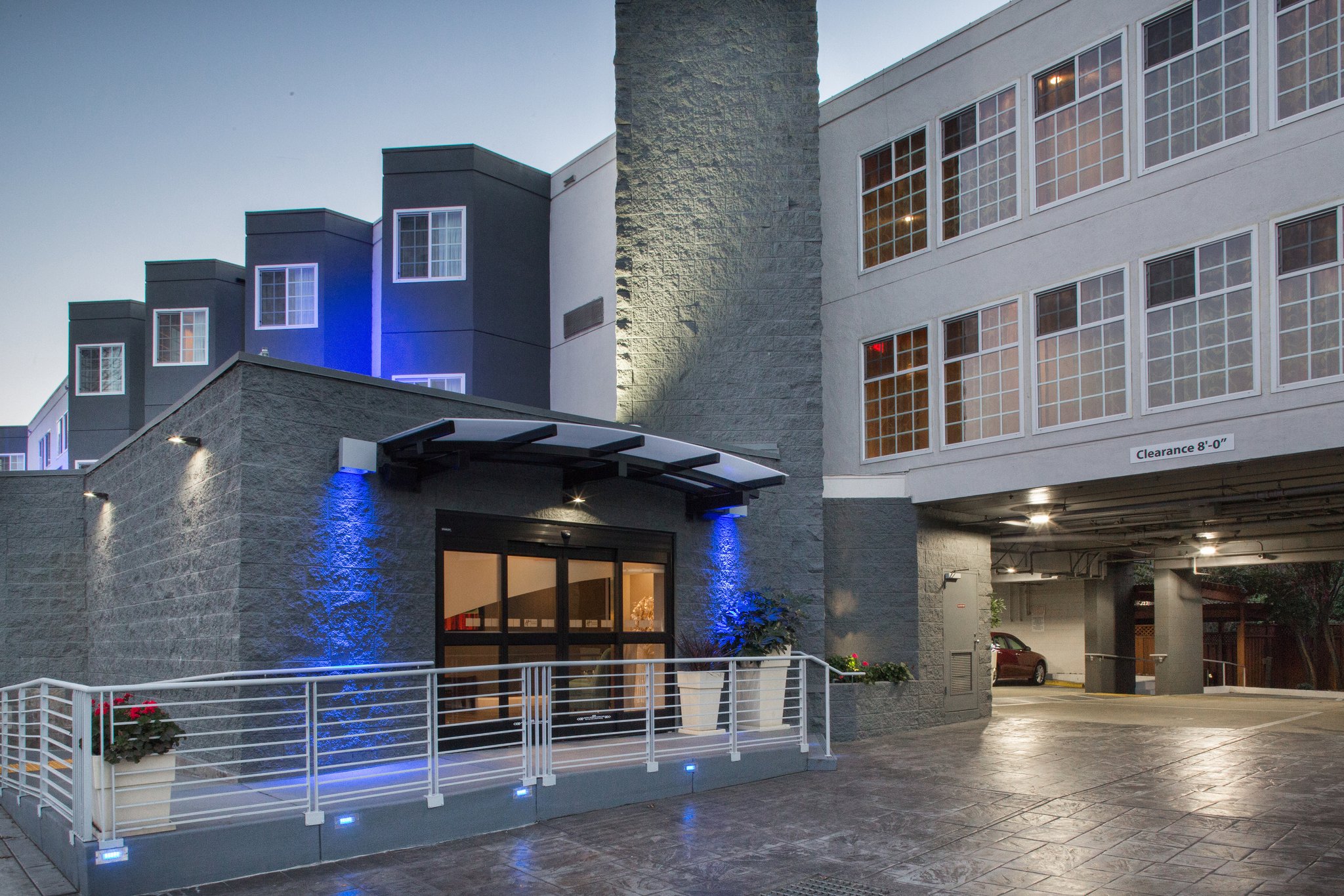 Holiday Inn Express Mountain View - S Palo Alto by IHG Image