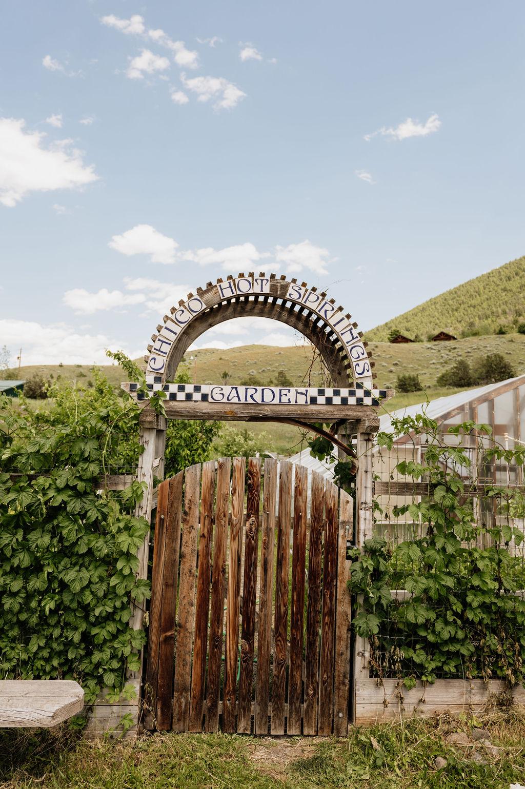 Chico Hot Springs Resort & Day Spa