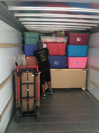 Images Savannah and Sons Moving