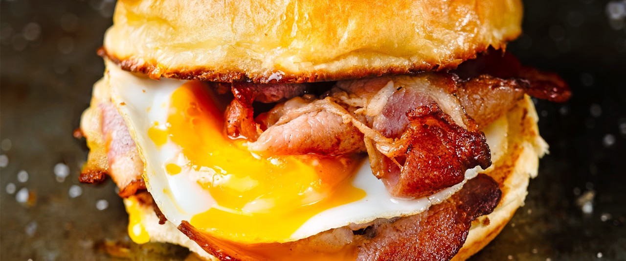 Specialty coffees, freshly baked pastries and breakfast sandwiches, as well as light snacks and refreshing slushies make Simply Yummy Baking Company at Isle Waterloo Casino Hotel in Waterloo Iowa a must-visit for any hungry guest.