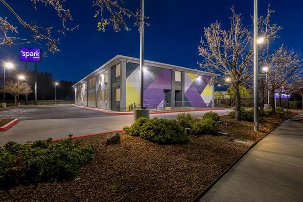 Images Spark by Hilton Williams