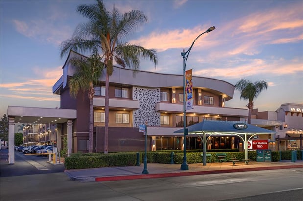 Images Best Western Plus Park Place Inn - Mini Suites